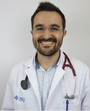 Dr. Óscar Fabregat