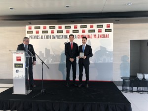 Pedro Tomás recoge el premio a 'Mejor iniciativa empresarial'