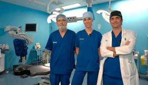 Doctores especialistas en cirugía torácica: Ricardo Guijarro, Eva García del Olmo y Enrique Pastor