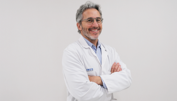 Dr. Ernesto Fernández García, jefe de la Unidad de Traumatología en IMED Valencia